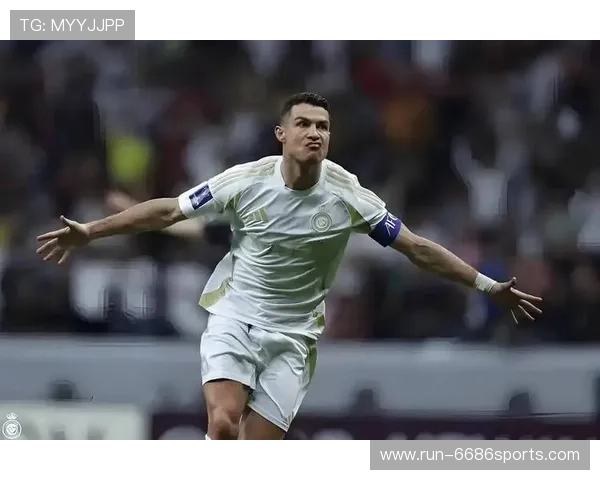 足球7号球衣传奇人物盘点 从贝克汉姆到C罗的辉煌历程