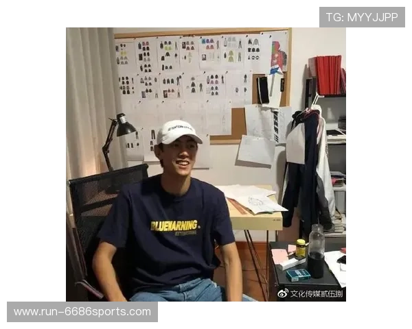 足球球星背后的渣男行为揭秘与粉丝文化的复杂关系分析